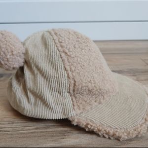 Zara sherpa kids hat